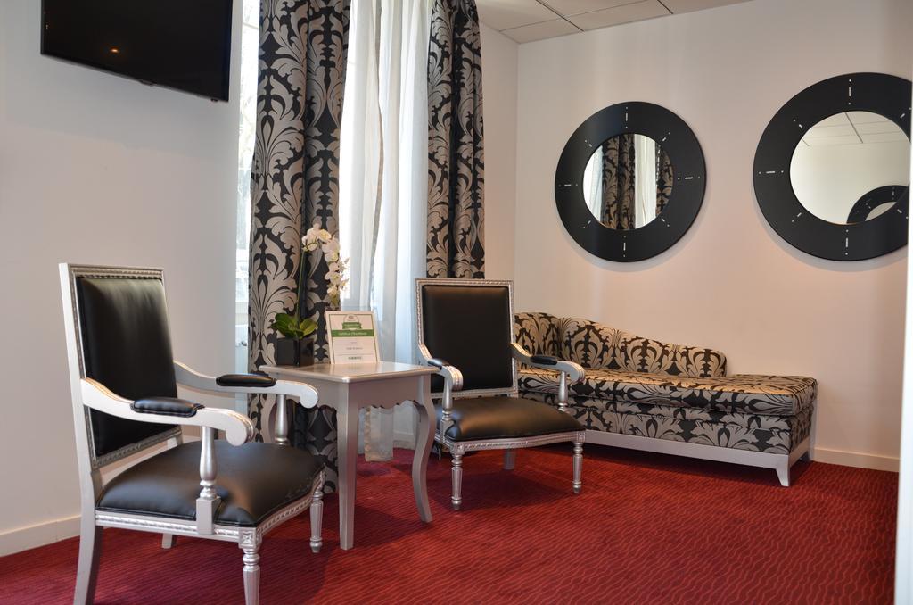 Logis Hotel Saint Martin Orleans Bagian luar foto